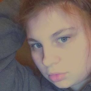 Meet your Posher, Lanie